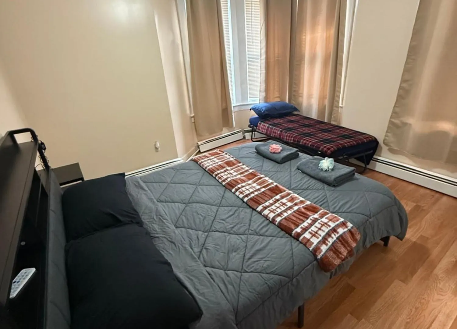 Apartment Elegant 3 Bedroom Condo Near Ewr - Nj Transit And Nyc - Unit 2 Elizabeth